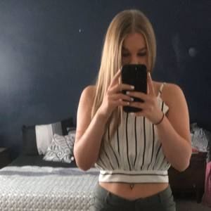 Meet your Posher, Celeste